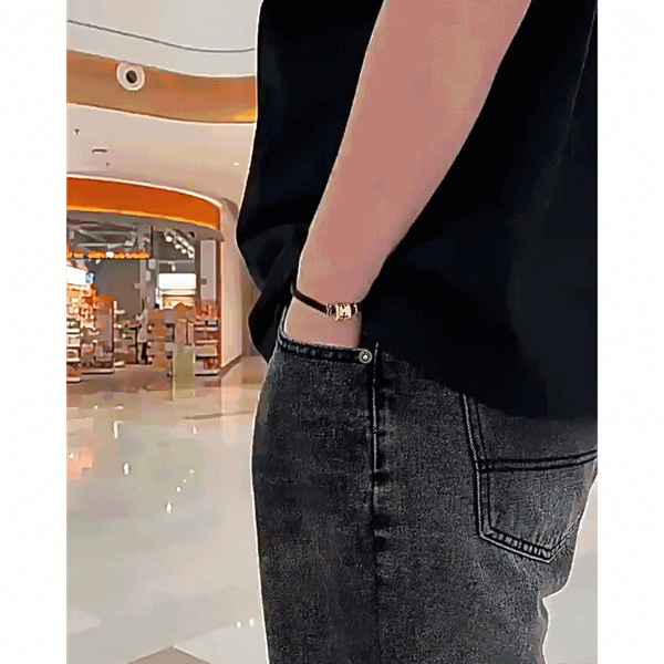 Magnetic Travel Phone Stand